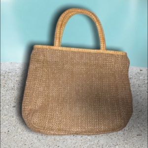 Straw tote bag